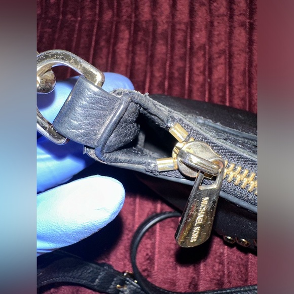 Michael Kors Crossbody Bag - Picture 12 of 17